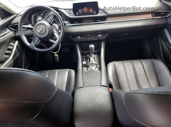 JM1GL1TY6J1327558 2018 MAZDA 6 Red Dashboard view