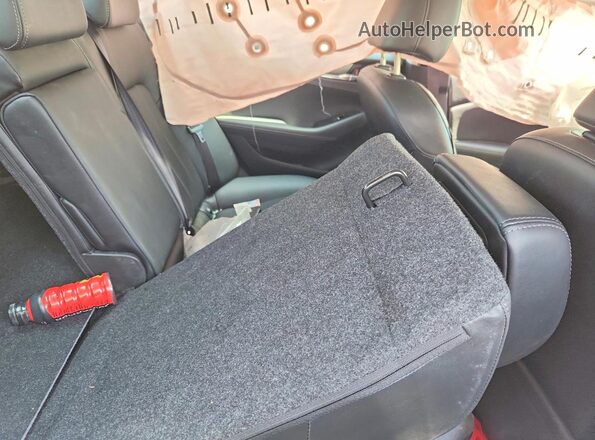 JM1GL1TY6J1329911 2018 MAZDA 6 Black Vista de los asientos traseros