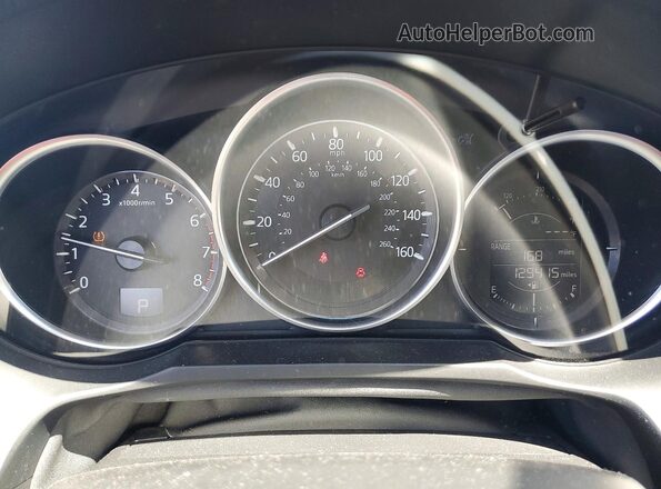 JM1GL1U55H1108394 2017 MAZDA 6 Blue Սարքավորումների վահանակի տեսք