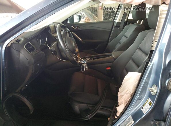 JM1GL1U55H1118410 2017 MAZDA 6 Blue წინა სალონის ხედი