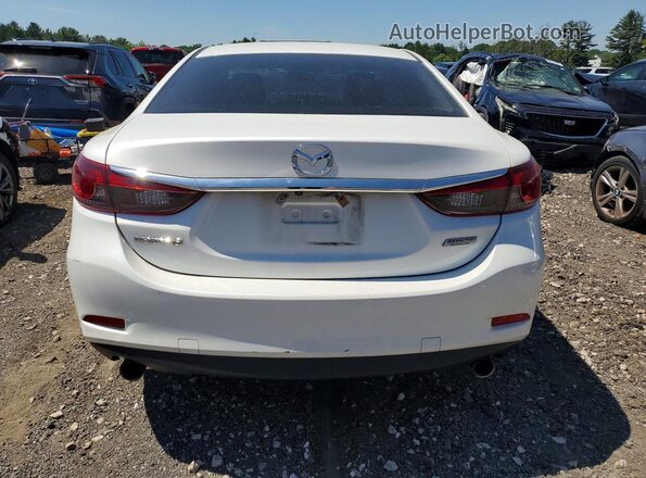 JM1GL1U55H1143095 2017 MAZDA 6 White Հետևի տեսք