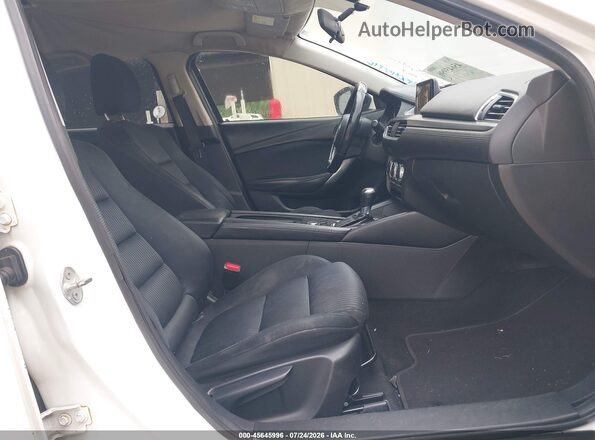 JM1GL1U55H1151763 2017 MAZDA 6 White Front interior view