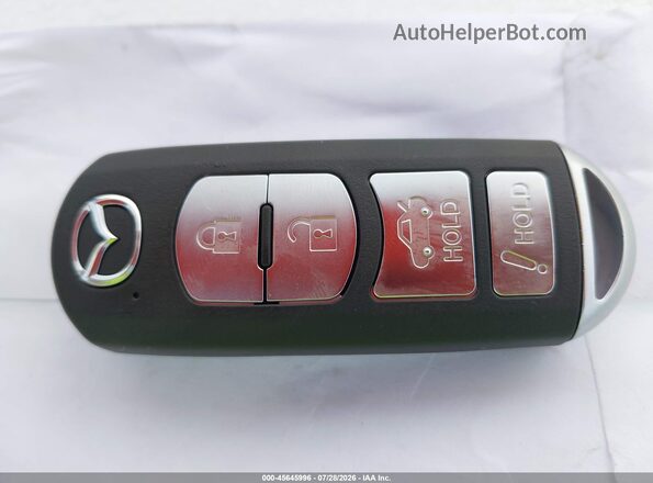 JM1GL1U55H1151763 2017 MAZDA 6 White Dashboard view