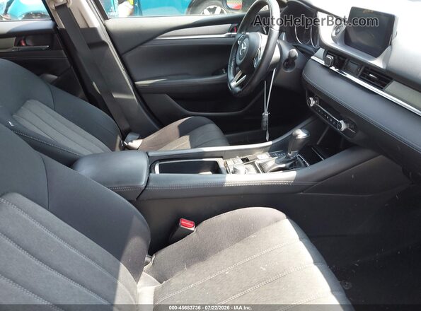 JM1GL1UM4J1320152 2018 MAZDA 6 Dark Blue Front interior view