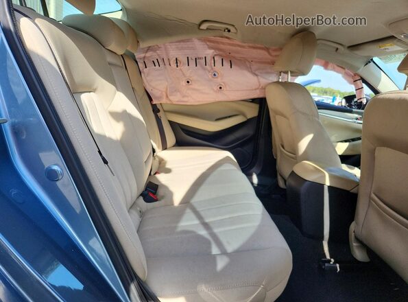 JM1GL1UM9J1306893 2018 MAZDA 6 Blue Vista de los asientos traseros