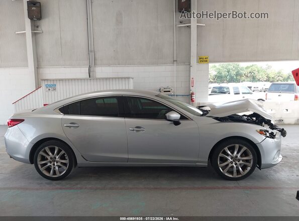 JM1GL1V51H1133517 2017 MAZDA 6 Silver Vista interior trasera