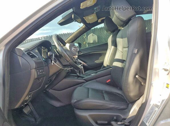 JM1GL1V51H1143125 2017 MAZDA 6 Silver წინა სალონის ხედი