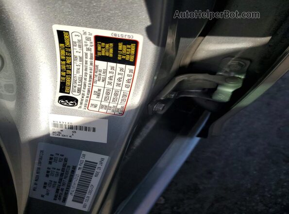 JM1GL1V51H1143125 2017 MAZDA 6 Silver VIN კოდის სტიკერის ხედი