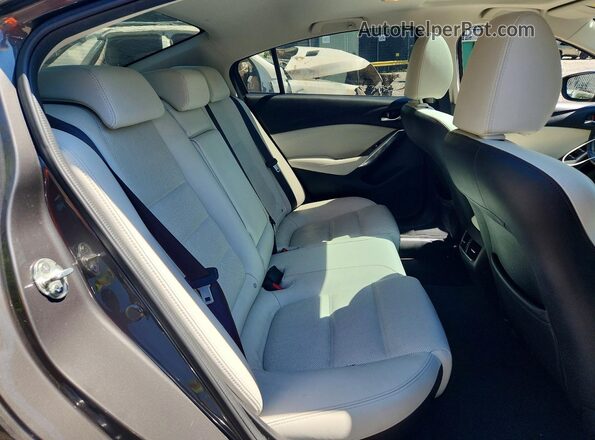 JM1GL1V51H1154660 2017 MAZDA 6 Gray Widok tylnych siedzeń