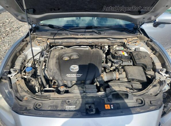 JM1GL1V52H1127578 2017 MAZDA 6 Silver Widok wnętrza z tyłu