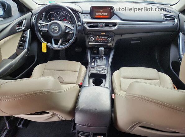 JM1GL1V53H1125614 2017 MAZDA 6 White Dashboard view