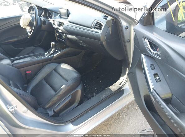 JM1GL1V53H1155129 2017 MAZDA 6 Silver Widok wnętrza z przodu