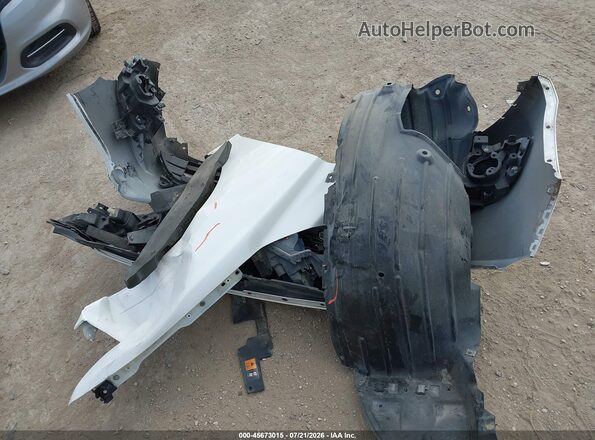 JM1GL1V56H1103834 2017 MAZDA 6 White Vista del cuadro de instrumentos