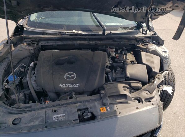 JM1GL1V56H1117085 2017 MAZDA 6 Gray Rear interior view