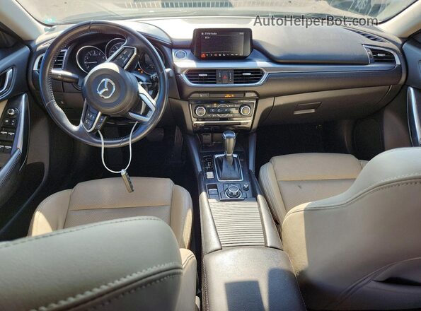 JM1GL1V57H1146692 2017 MAZDA 6 Gray Вид панелі приладів