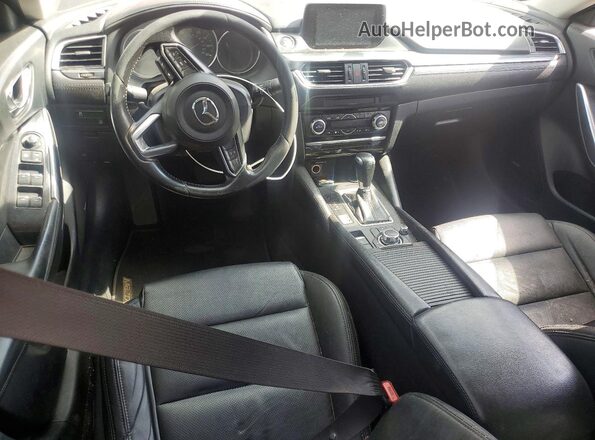 JM1GL1V58H1135426 2017 MAZDA 6 Red Vista del salpicadero