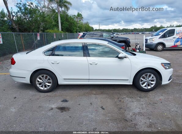 JM1GL1V58H1149441 2017 MAZDA 6 White Սալոնի հետևի տեսք
