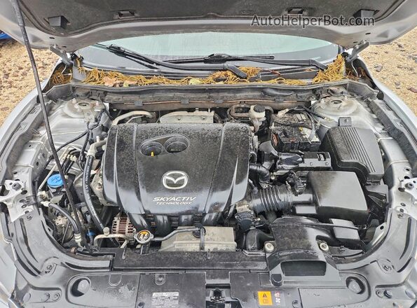 JM1GL1V59H1105397 2017 MAZDA 6 Silver Սալոնի հետևի տեսք