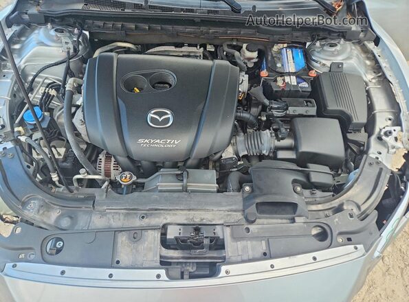 JM1GL1VM2J1323565 2018 MAZDA 6 Silver Vista interior trasera