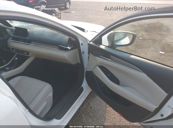 JM1GL1VM2M1613907 2021 MAZDA 6 White Front interior view