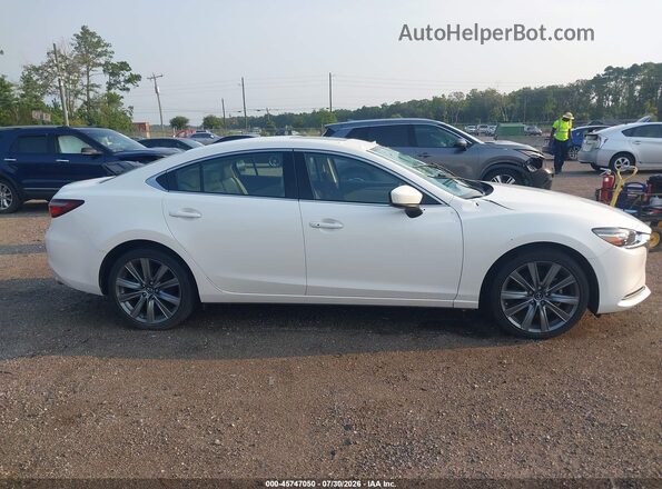 JM1GL1VM2M1613907 2021 MAZDA 6 White Rear interior view