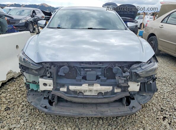 JM1GL1VM3J1335109 2018 MAZDA 6 Silver Front view