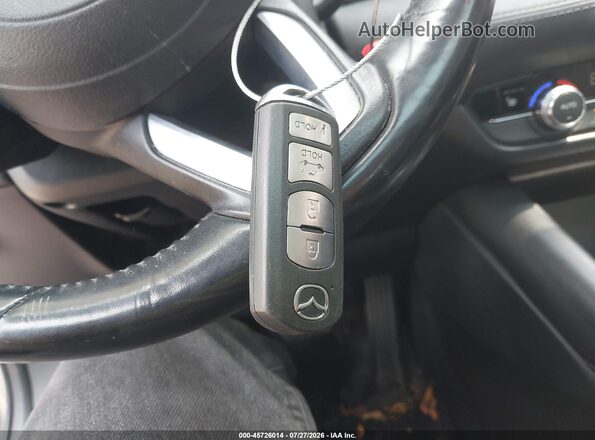 JM1GL1VM6J1313735 2018 MAZDA 6 Silver Vista del salpicadero