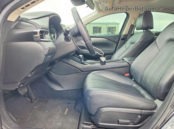 JM1GL1VM6L1524291 2020 MAZDA 6 Black Front interior view