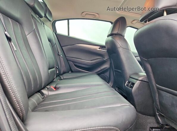 JM1GL1VM6L1524291 2020 MAZDA 6 Black Rear seats view
