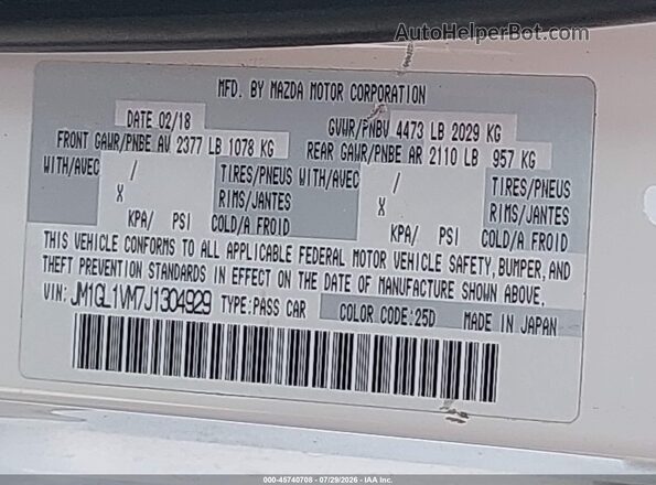 JM1GL1VM7J1304929 2018 MAZDA 6 White Widok komory silnika