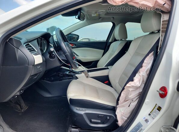 JM1GL1W52H1142306 2017 MAZDA 6 White წინა სალონის ხედი