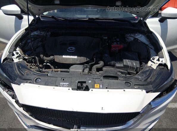 JM1GL1WY6J1334909 2018 MAZDA 6 White უკანა ხედი