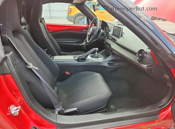 JM1NDAC77G0117075 2016 MAZDA MX-5 Red Rear seats view