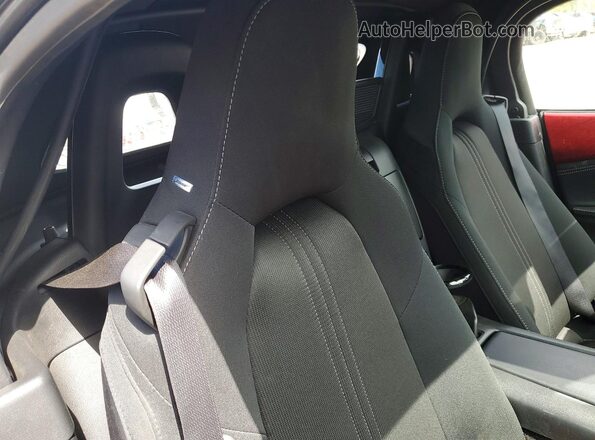 JM1NDAC77N0505582 2022 MAZDA MX-5 Red Հետևի նստատեղերի տեսք