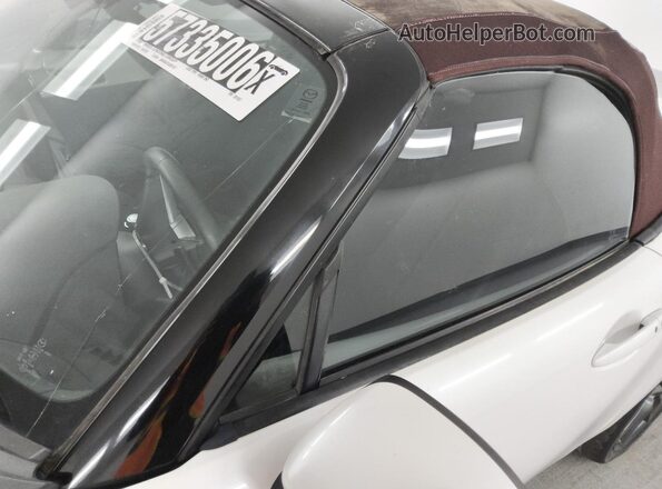 JM1NDAD70J0201857 2018 MAZDA MX-5 White 