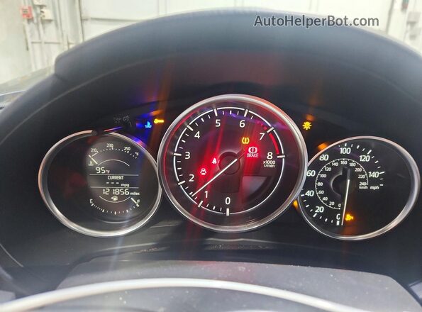 JM1NDAD74J0202008 2018 MAZDA MX-5 Gray Vista del cuadro de instrumentos
