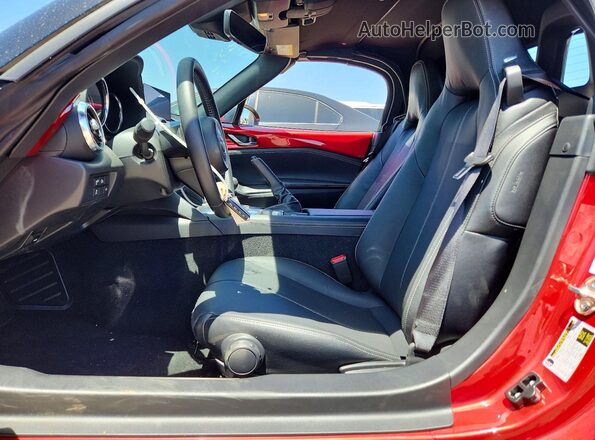 JM1NDAD75S0658813 2025 MAZDA MX-5 Red Widok wnętrza z przodu