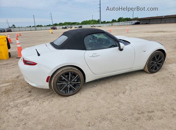 JM1NDAD75S0659010 2025 MAZDA MX-5 White Rear right