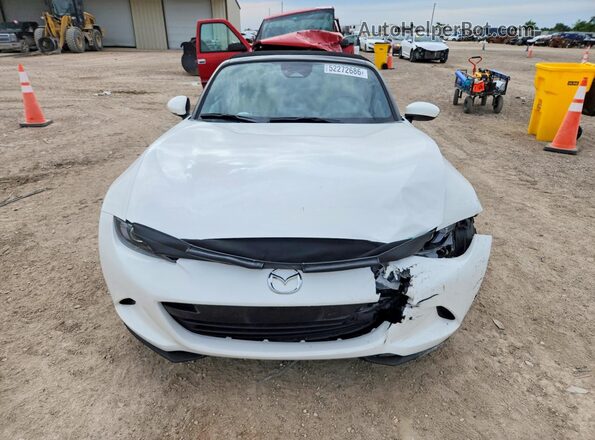 JM1NDAD75S0659010 2025 MAZDA MX-5 White Front view