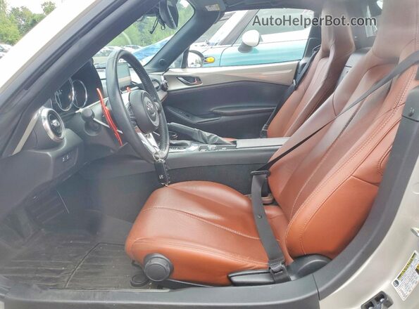 JM1NDAM70N0503882 2022 MAZDA MX-5 Tan Вид салону спереду
