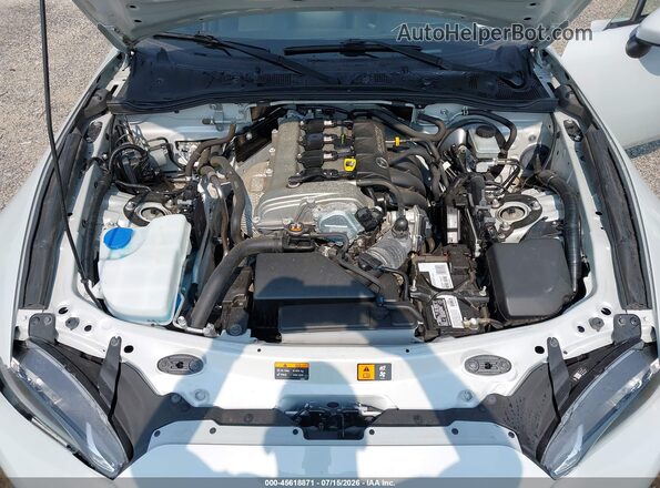 JM1NDAM73J0205773 2018 MAZDA MX-5 MIATA RF Серебряный Вид сзади