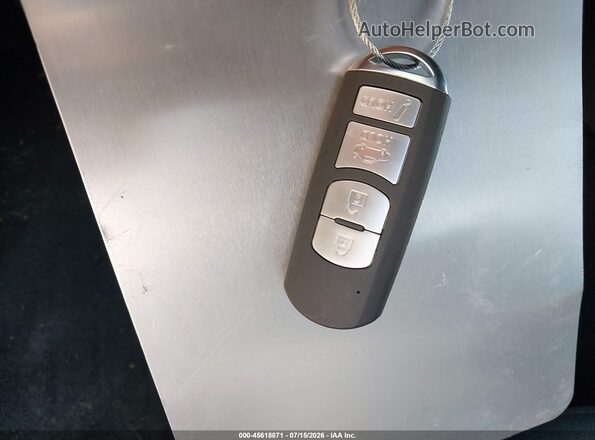 JM1NDAM73J0205773 2018 MAZDA MX-5 MIATA RF Серебряный Вид панели приборов