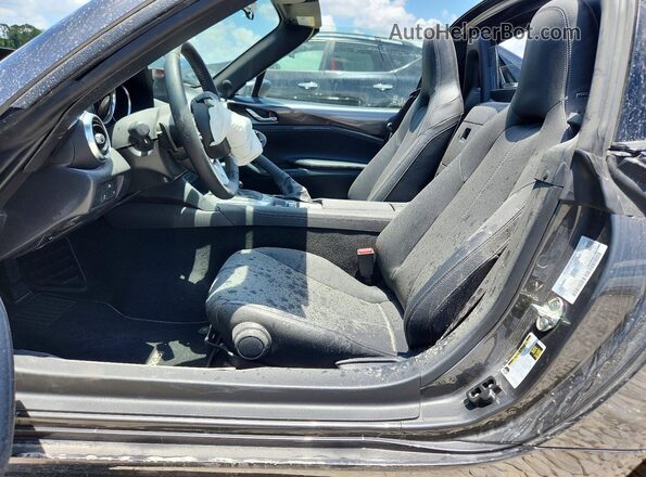JM1NDAM74T0701099 2026 MAZDA MX-5 Gray Вид салону спереду