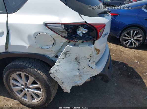 JM3KE2BY8G0695807 2016 MAZDA CX-5 White Widok z przodu
