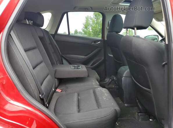 JM3KE2CY2G0891787 2016 MAZDA CX-5 Red Widok wnętrza z tyłu