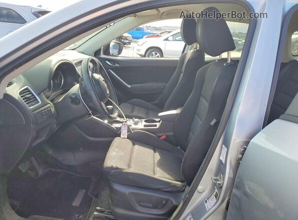 JM3KE2CY3G0630507 2016 MAZDA CX-5 Silver Front interior view