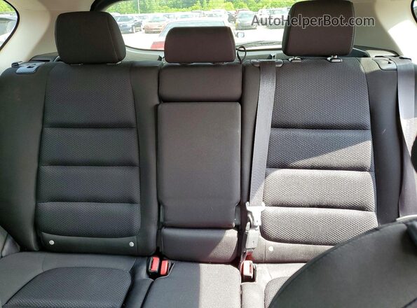 JM3KE2CY7G0644572 2016 MAZDA CX-5 Red Widok tylnych siedzeń