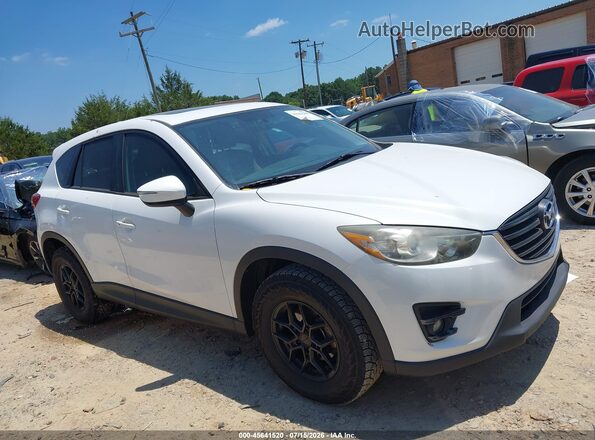 JM3KE2CY8G0739075 2016 MAZDA CX-5 White Widok wnętrza z tyłu