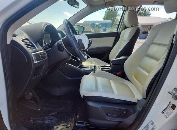 JM3KE2DY3G0826316 2016 MAZDA CX-5 White Вид салону спереду