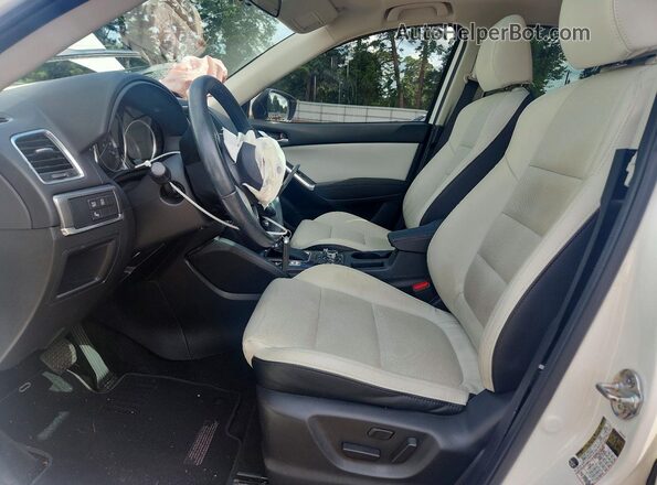 JM3KE2DY7G0700038 2016 MAZDA CX-5 White წინა სალონის ხედი